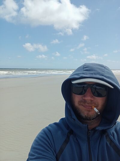  Heerhugowaard,   Vlad, 37 ,  