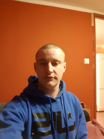  ,   Andriu, 33 ,   ,   