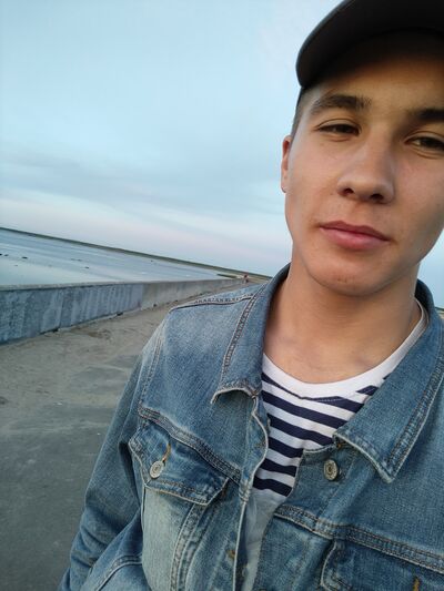  ,   Gleb, 21 ,   ,   , c 