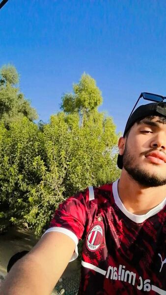  ,   Emine, 23 ,   ,   
