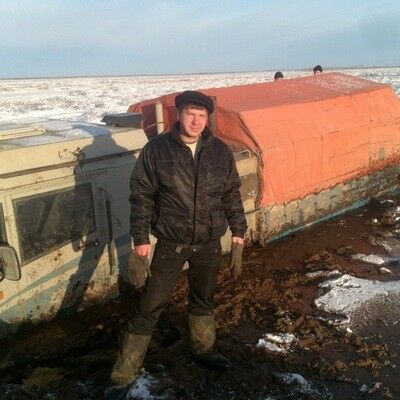  ,   Serega, 48 ,   