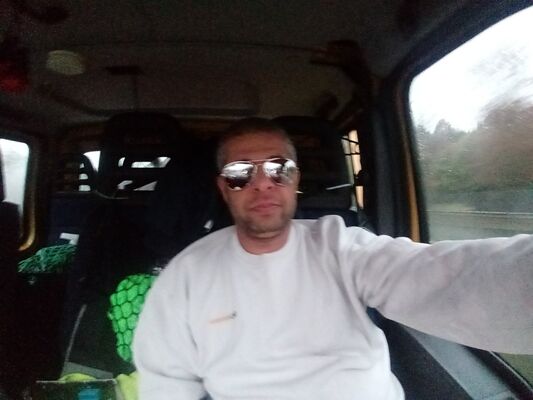  ,   Mert, 43 ,   ,   , c 