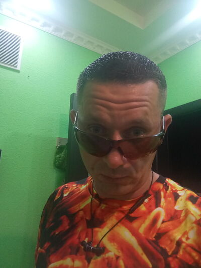  ,   Eduard , 43 ,   ,   , c 