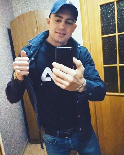  ,   Valentin, 37 ,   ,   , c 