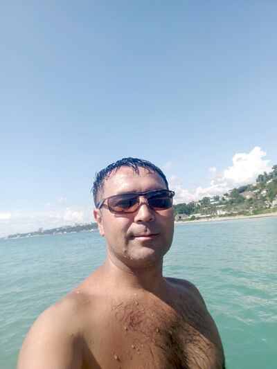  ,   Marat, 33 ,     , c , 