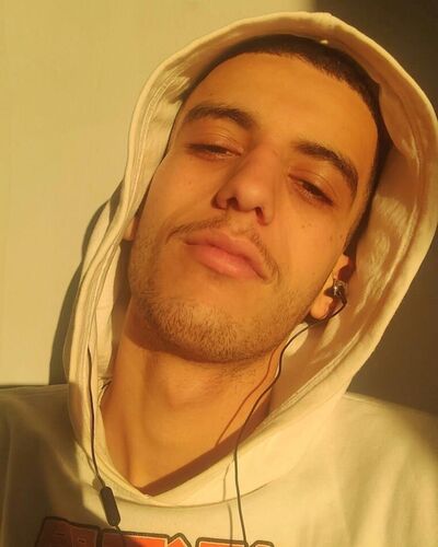  Algiers,   Khalil, 22 ,   ,   