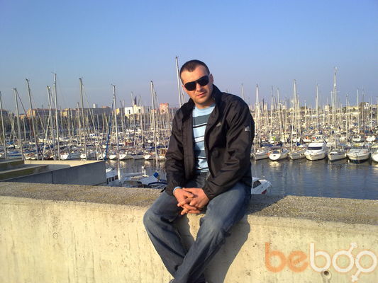  3270453  Yuriy, 44 ,    Barcelona