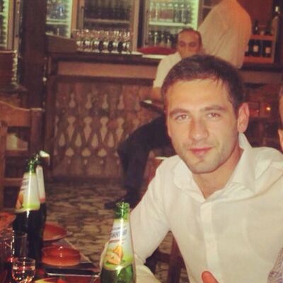  ,   Artur, 35 ,   ,   , c 