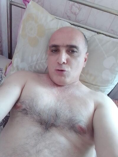  ,   Elshen, 46 ,   ,   
