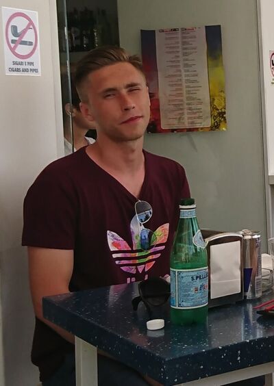  ,   Andrzej, 33 ,   ,   