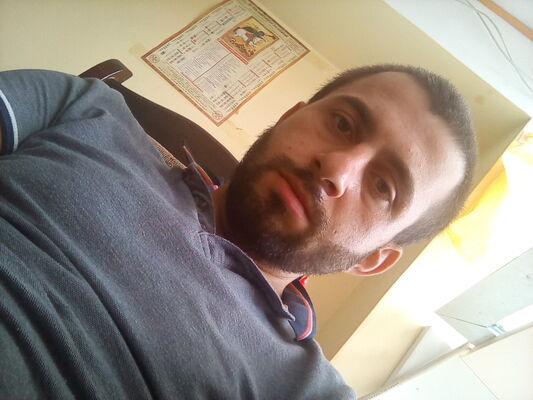  ,   Lasha, 35 ,   