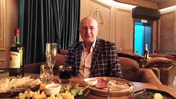  ,   Artur, 63 ,   ,   