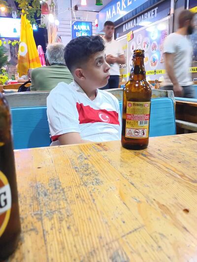  ,   Burhan, 19 ,   ,   