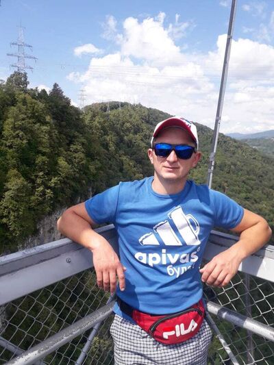  ,   Anton, 31 ,   ,   