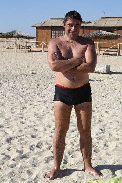  20832513  Theodor, 45 ,    