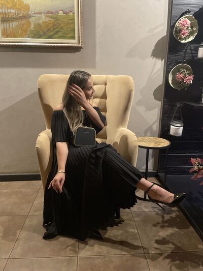  ,   Sofi, 35 ,   c 
