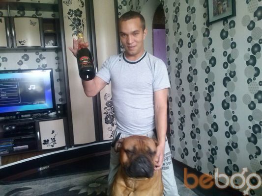  ,   Victor, 37 ,   