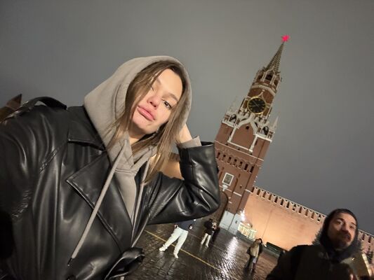  Limassol,   Elena, 27 ,   ,   