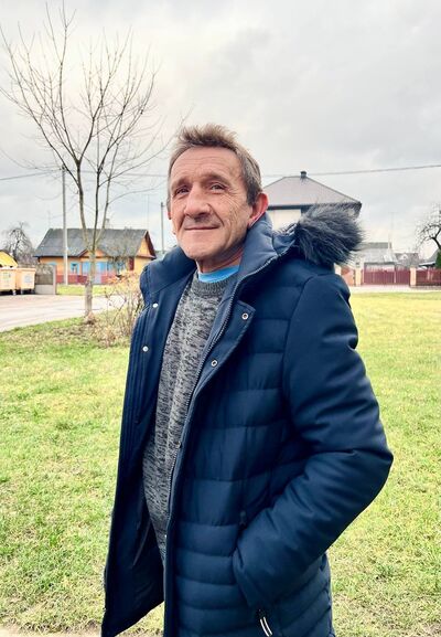  ,   Mikhail, 64 ,   ,   