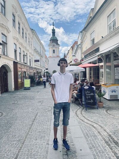  ,   Yuriy, 22 ,   ,   , c 