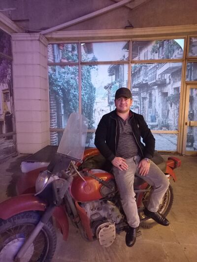  ,   Axmed, 37 ,   ,   