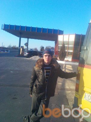  ,   Niku, 32 ,  
