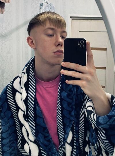  ,   MARKELLY, 23 ,  