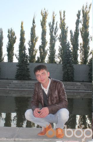  ,   Nikolas, 37 ,  