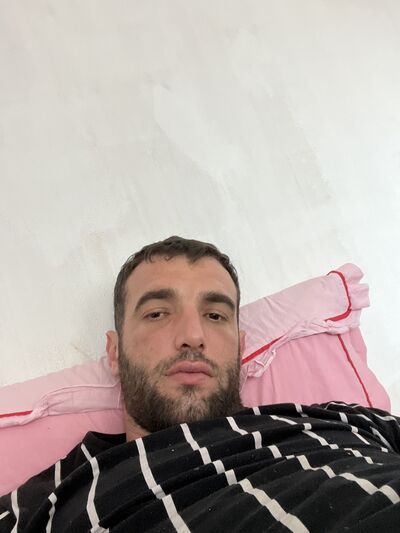  Romain,   Nake, 25 ,   ,   