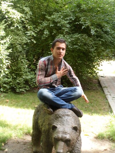  ,   Firuzjon, 35 ,   
