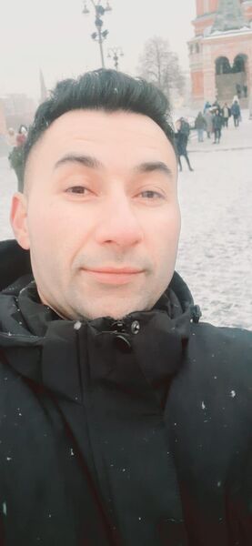  ,   Khan, 33 ,   ,   