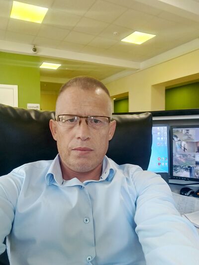  ,   Alexey, 42 ,   c 