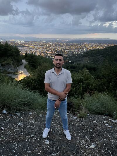  ,   Faruk, 32 ,   ,   