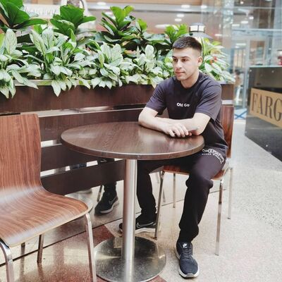  Rosengarten,   Roman, 32 ,   ,   , c , 