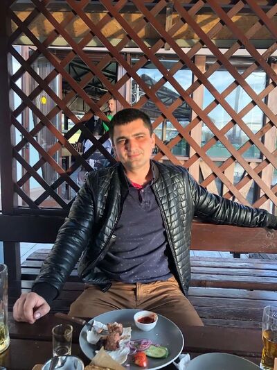  ,   Pavel, 35 ,   ,   