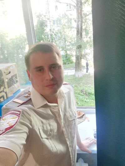  ,   Denis, 35 ,   ,   , c 