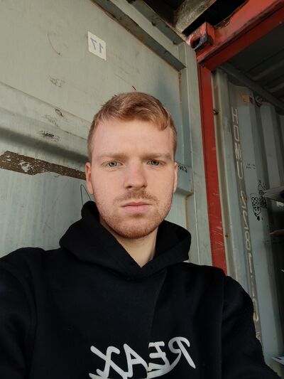  ,   Denis, 26 ,     , c , 