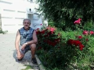  ,   Nikolae, 64 ,   