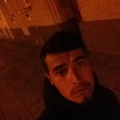  Praha,   David, 25 ,   ,   , c 