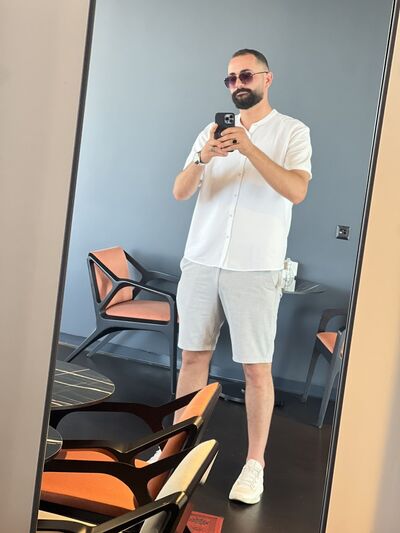  ,   Mahmoud, 32 ,   ,   