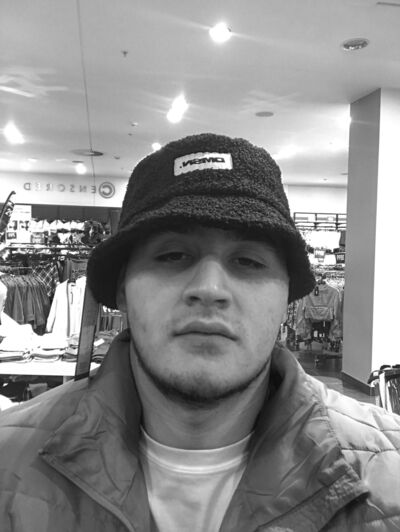   ,   Ali, 23 ,   ,   