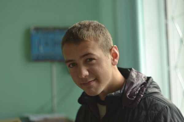  ,   Denis, 31 ,   