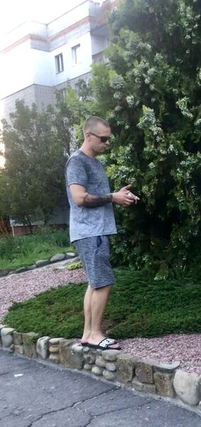  ,   Oleg, 35 ,   