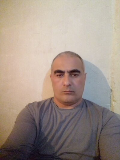  ,   Jon, 52 ,   