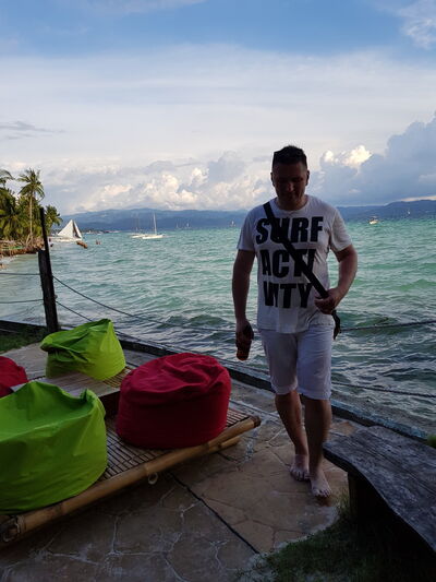  -,   Alex, 40 ,   ,   , c 