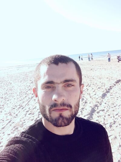  ,   Aren, 31 ,   ,   , c 