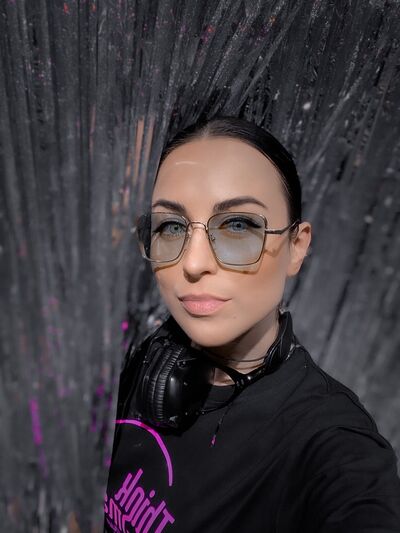  ,   Nadia, 39 ,   ,   , c 