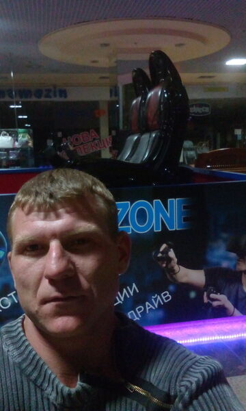  ,   Ruslan, 37 ,   ,   , c 