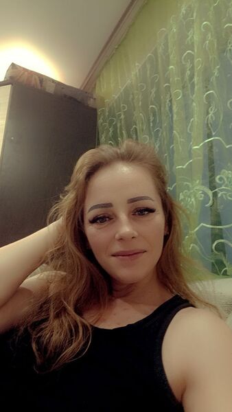  -,   Elena, 32 ,   ,   