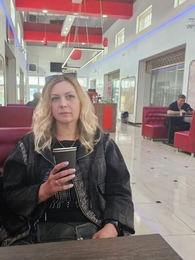  ,   M, 52 ,   c 